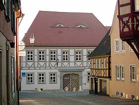 Gebäude der Forschungsstelle für fränkische Volksmusik in Uffenheim
